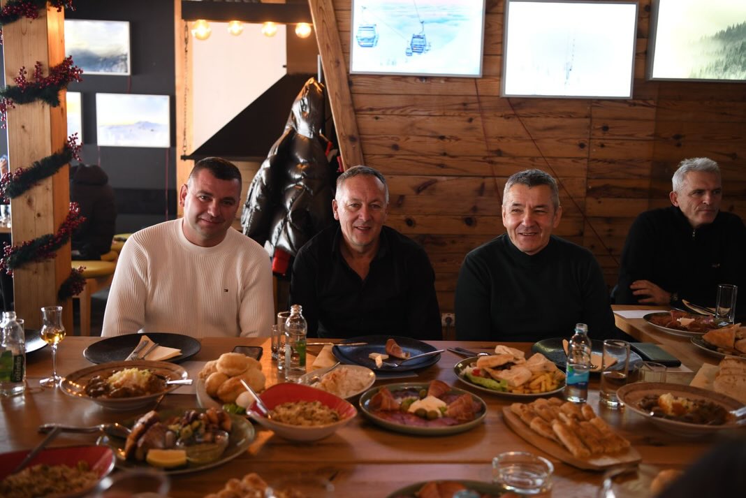 Uručene sezonske karte olimpijcima