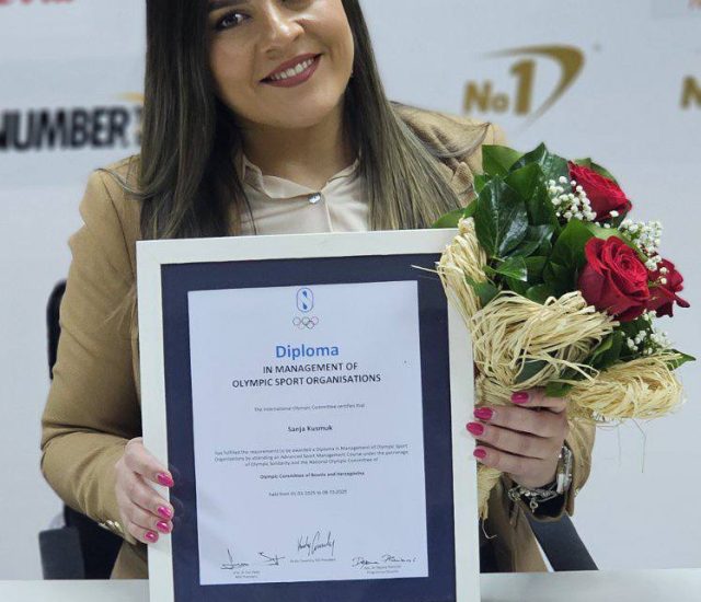 Sanja Kusmuk uspješno završila kurs menadžmenta u sportu